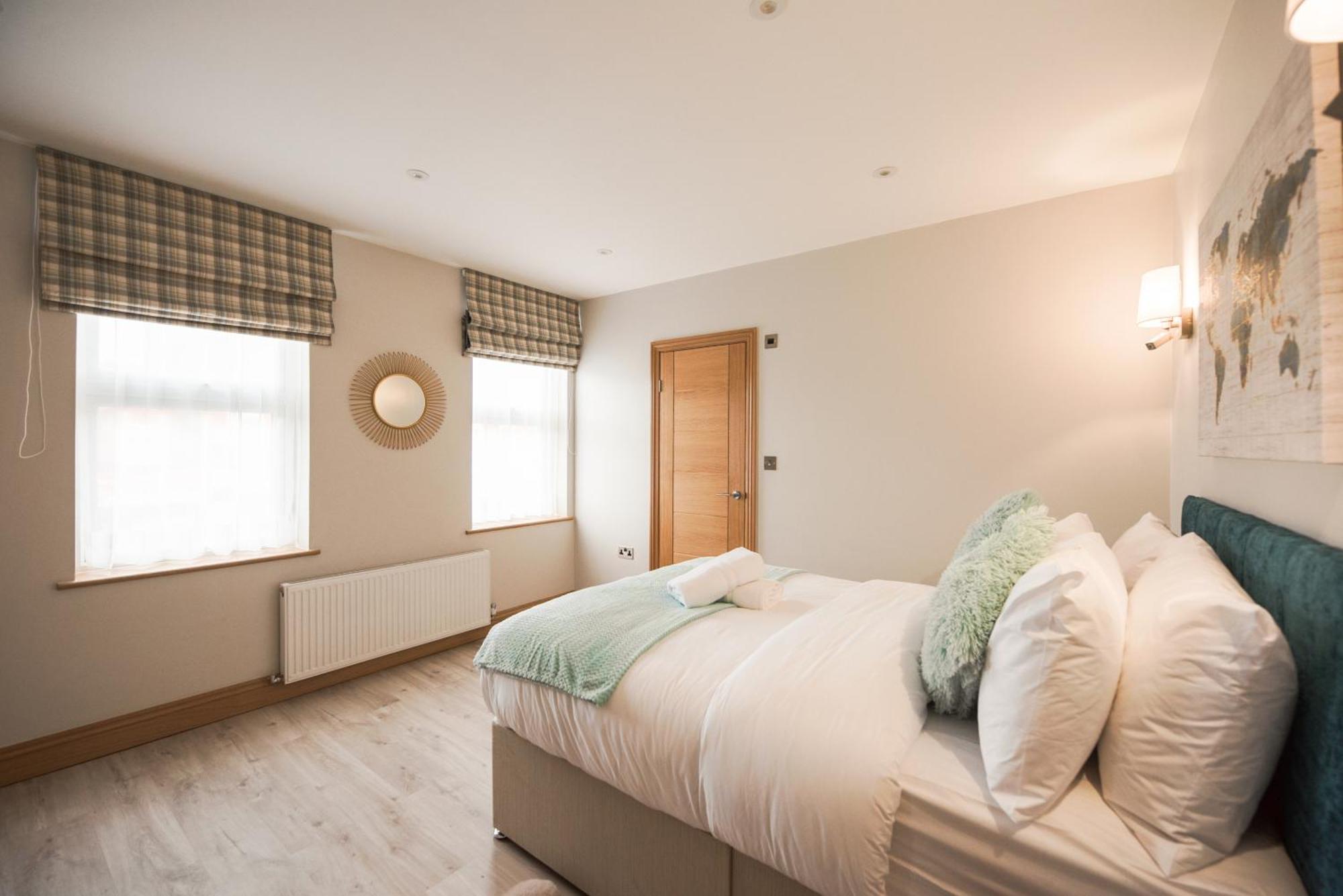 Elm House * Reading