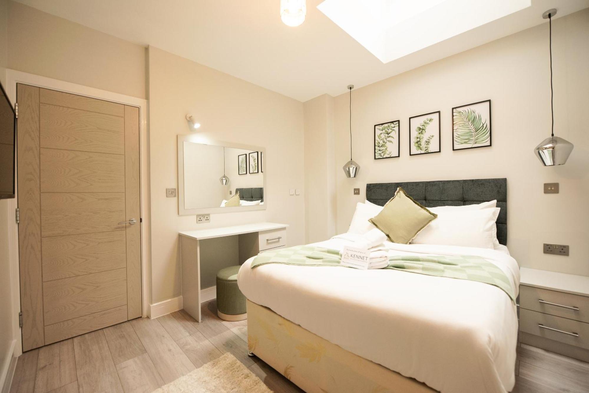 Elm House Apartment *